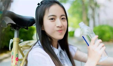 第一次和女生约会很尴尬怎么办?3个小技巧帮你化解尴尬 第一次和女生约会很尴尬怎么办?3个小技巧帮你化解尴尬第3张